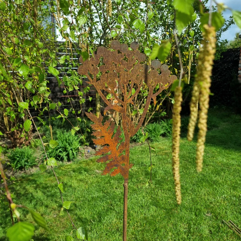 Zahradní kovový zápich Vratič rezavý