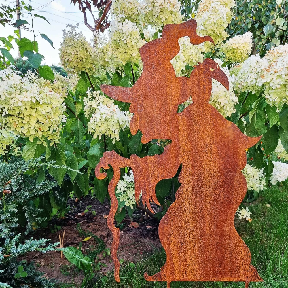 Zahradní kovová dekorace rezavá Čarodejnice