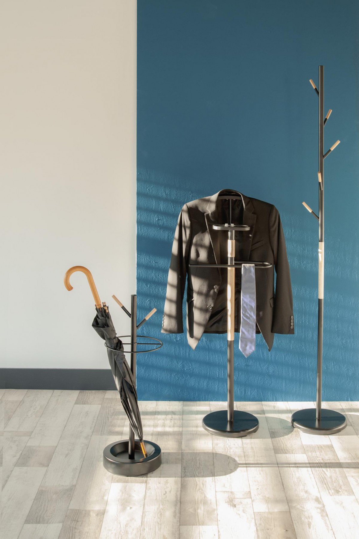 Stojan na deštníky Fushion Leitmotiv černý