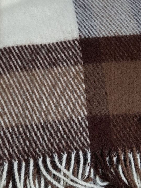 Deka z ovčí vlny béžovo hnědá s třásněmi 130 x 210 cm VÝPRODEJ