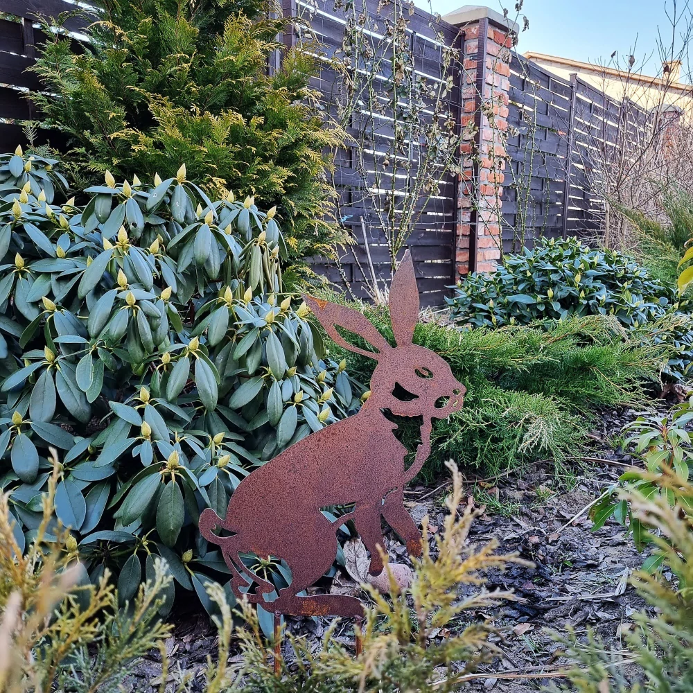 Kovový zahradní zápich Zajíc rezavý
