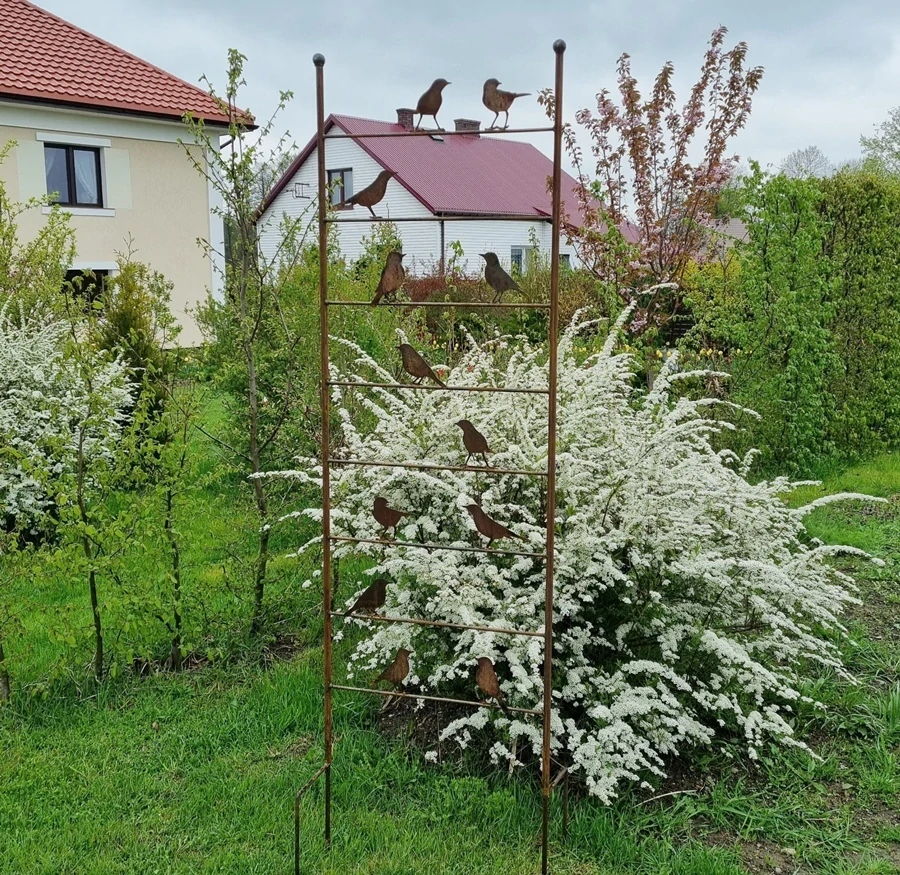 Zahradní dekorace kovová opora pro popínavé rostliny 180 cm