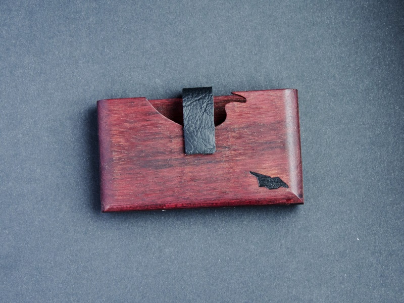 Dřevěná peněženka Amaranth TOTÁLNÍ VÝPRODEJ