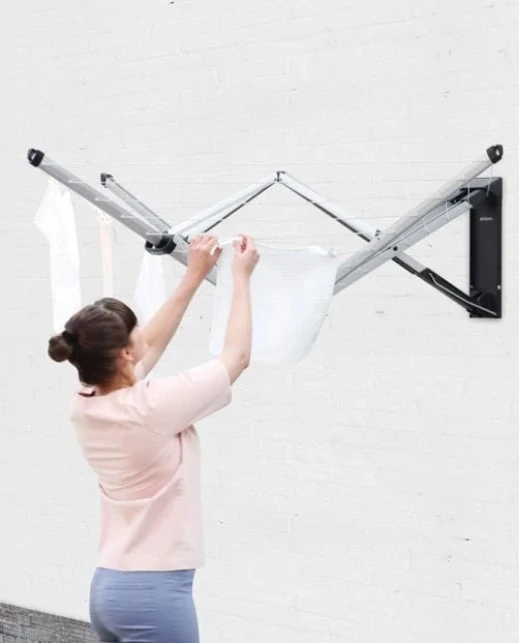 Brabantia Zahradní sušák WallFix 24m šedý