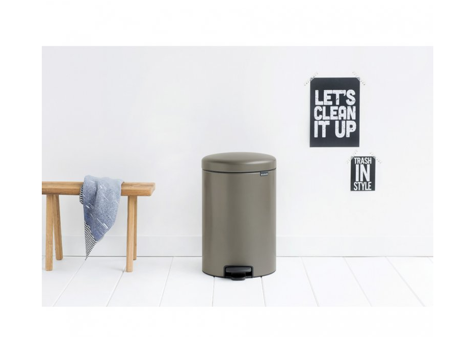 Brabantia Pedálový odpadkový koš newIcon - 20 L platinová