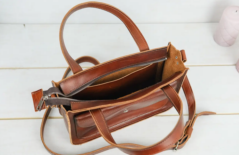 Kožená dámská kabelka přes rameno Berty Emily hnědá TOTÁLNÍ VÝPRODEJ